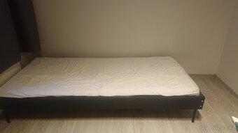 Prodám levně postel s matracem - 3