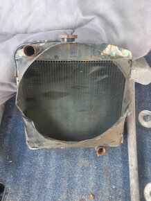 Škoda 1203 chladič,převodovka - 3