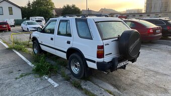 Opel Frontera 2.4i 4x4 TOP STAV BEZ KOROZE - 3