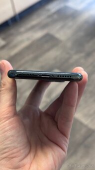 iPhone 11 Pro 256Gb - 3