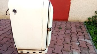 Lednička ELEKTROSVIT - 3