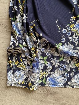 Krásné modré květované šaty vel.42/XL/44/XXL - 3