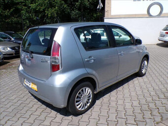 Daihatsu Sirion 1,0 i - 3