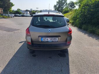 Renault Clio combi benzín 1,2 55kw r.v.2011, 74 384 km - 3