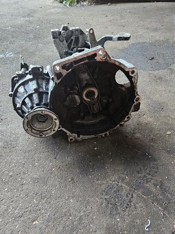 Převodovka VW caddy 1.9 TDI 5Q HQS 19095 - 3