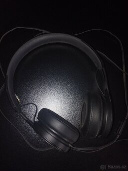 Prodám použité drátové sluchátka Beats (černá) - 3