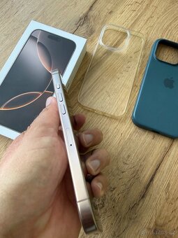 iPhone 16 Pro 256GB - 3