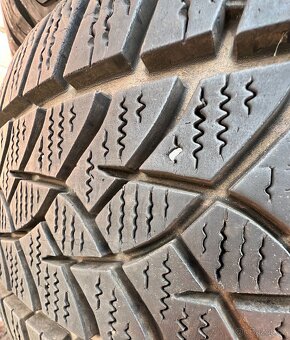 205/55 R16 91H zimní pneumatiky GoodYear (1921) - 3