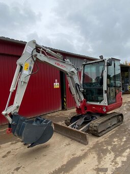 Pásový bagr TAKEUCHI TB230 - 3