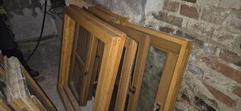 Prodám dřevěná okna levně - 3