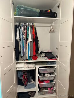 Šatní skříň - 3