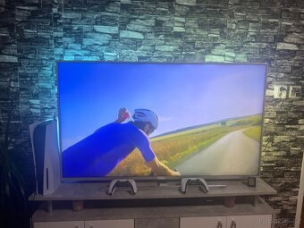 LED televizor 4K UHD se systémem Android - 3