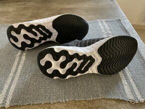 Nové sportovní boty Nike - 3