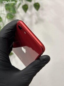 iPhone SE (2020) 64GB - 100% baterie - 3