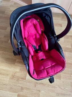 Polohovatelné vajíčko Kiddy Evoluna + isofix a zrcátko - 3