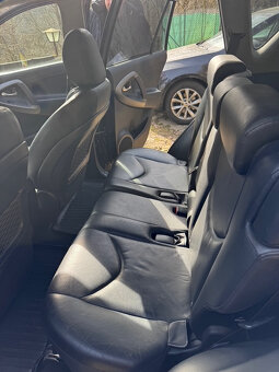Prodej Toyoty RAV4 - 3