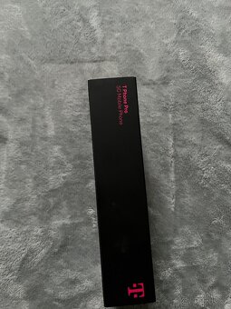 Zbrusunový plně funkční T- phone Pro levně. - 3