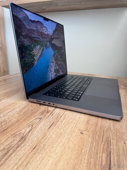 MacBook Pro 16” - 3