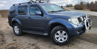 Nissan pathfinder 2,5 dci 7mist, Praha - 3