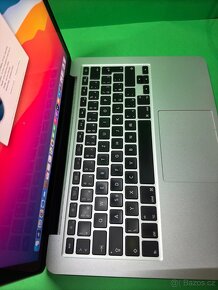 MacBook Pro 13” i5/8/256 SSD - 3