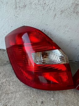 Fabia 2 zadní světla - 3