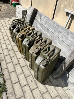 Kanystry vojenské 20L - 3