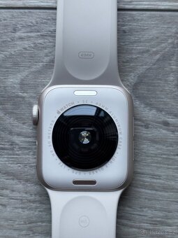 Apple Watch SE (2022) 40 mm Cellular bílý hliník s bílým řem - 3