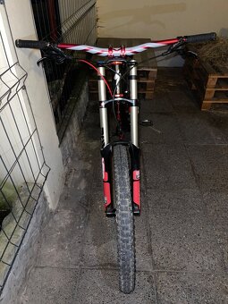 Sjezdové downhill kolo - 3
