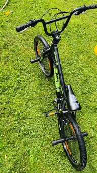 BMX Madd gear freesytle. - 3