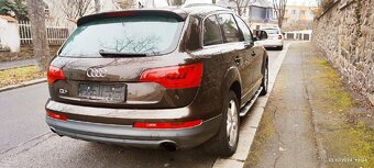 Audi Q7, 3,0 TFSI Quatro 7 míst 2011 - 3