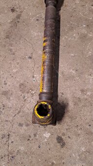 Prodám kardan Mt8 150.32 - 3