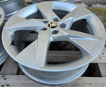 ORIGINÁL ŠKODA HLINÍKOVÉ DISKY 5x100 R17 - 3