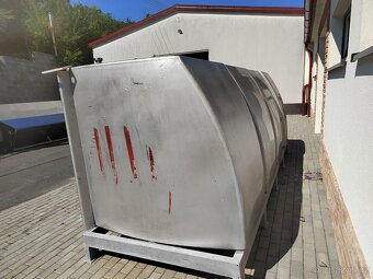 NEREZOVÁ NÁDRŽ 2200L DO KLENBY – 4KS S CHLAZENÍM - 3