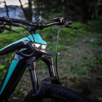 Elektrokolo Bianchi, 45 km/h, Bosch, Fox - 3