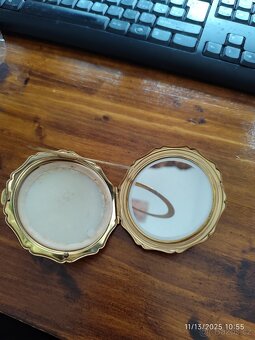 Starozitna pudrenka zn. Stratton - England - 3