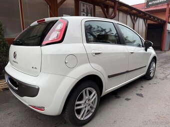 Fiat Grande Punto 1,4i - 3