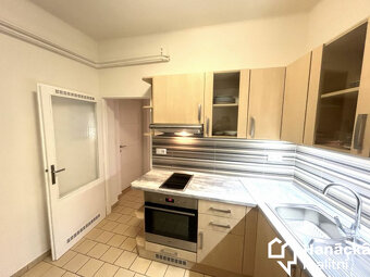 Pronájem velmi pěkného bytu 1+1 v centru Olomouce - 3