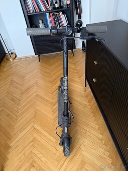 Elektricka koloběžka Xiaomi - 3