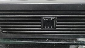 APC Smart-UPS - 3