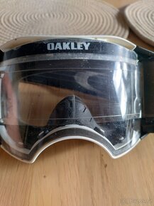 Oakley Airbrake MX roll-off - 3