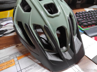 UVEX Quatro pixelcamo olive vel. M - 3