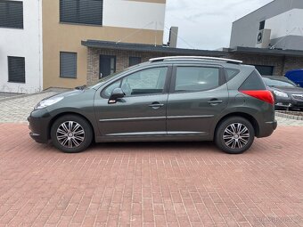 Peugeot 207 SW 1.6 HDI, 66 kW, r. 2008, panorama, 176 tis.km - 3