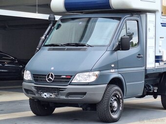 MERCEDES SPRINTER 316 4X4 2,7TD valník + bytná nástavba - 3