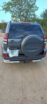 Toyota Land Cruiser 120 - 3