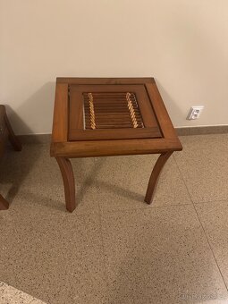 Prodám stolek + stoličku 58x58, 68x50 - 3