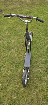 Koloběžka Intrea Giga Rider 300 - 3