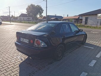 Lexus is200 - 3