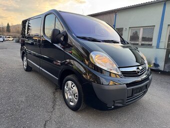 Opel Vivaro 2.0 CDTI Kombi L1H1 2,7t 9 míst - 3