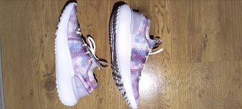 Tenisky Under Armour vel. 40,5 - 3