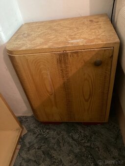 Nábytek z pozůstalosti - starší - 3